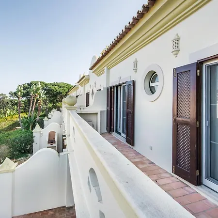Tatil Evi Martine